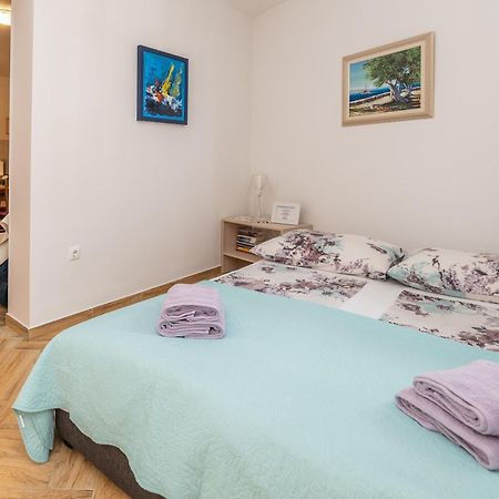 Apartman Karmen Макарська Екстер'єр фото