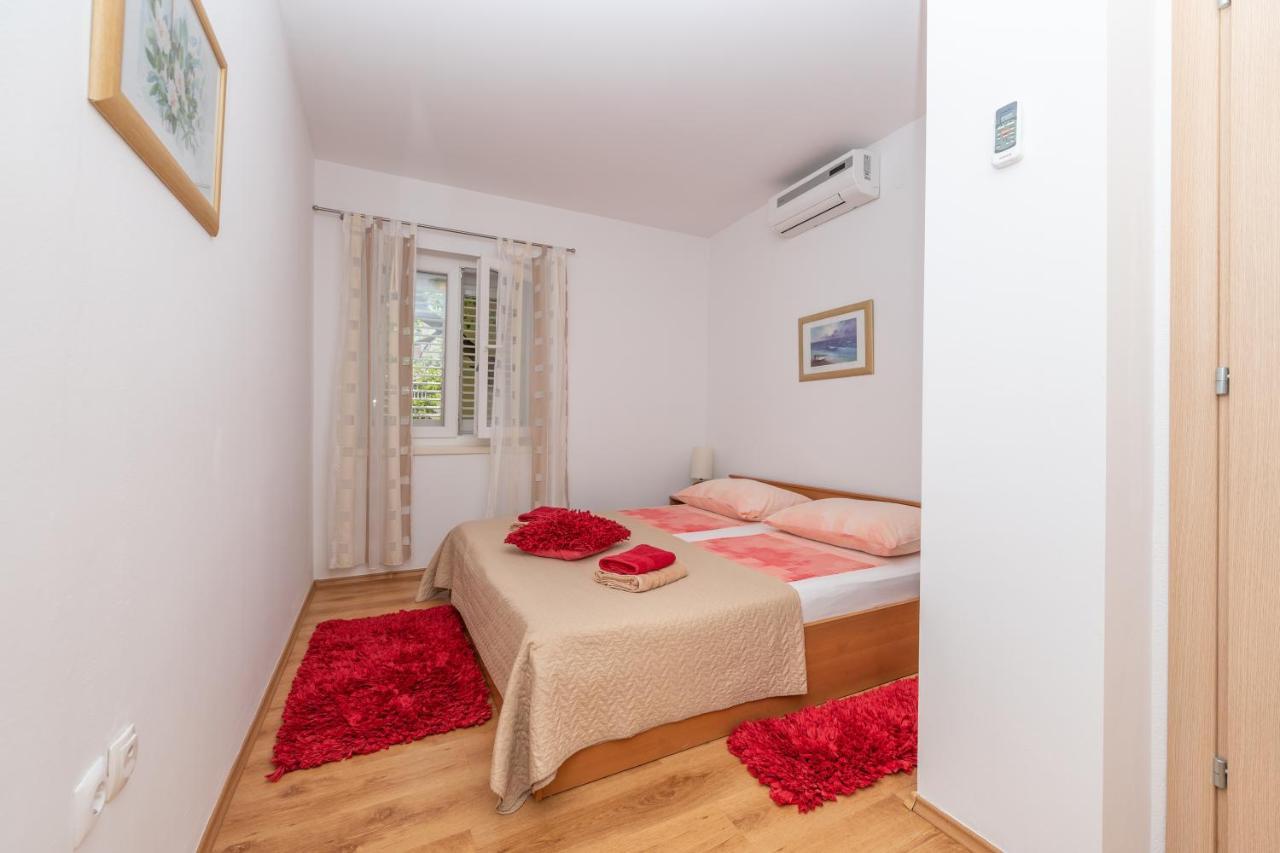 Apartman Karmen Макарська Екстер'єр фото