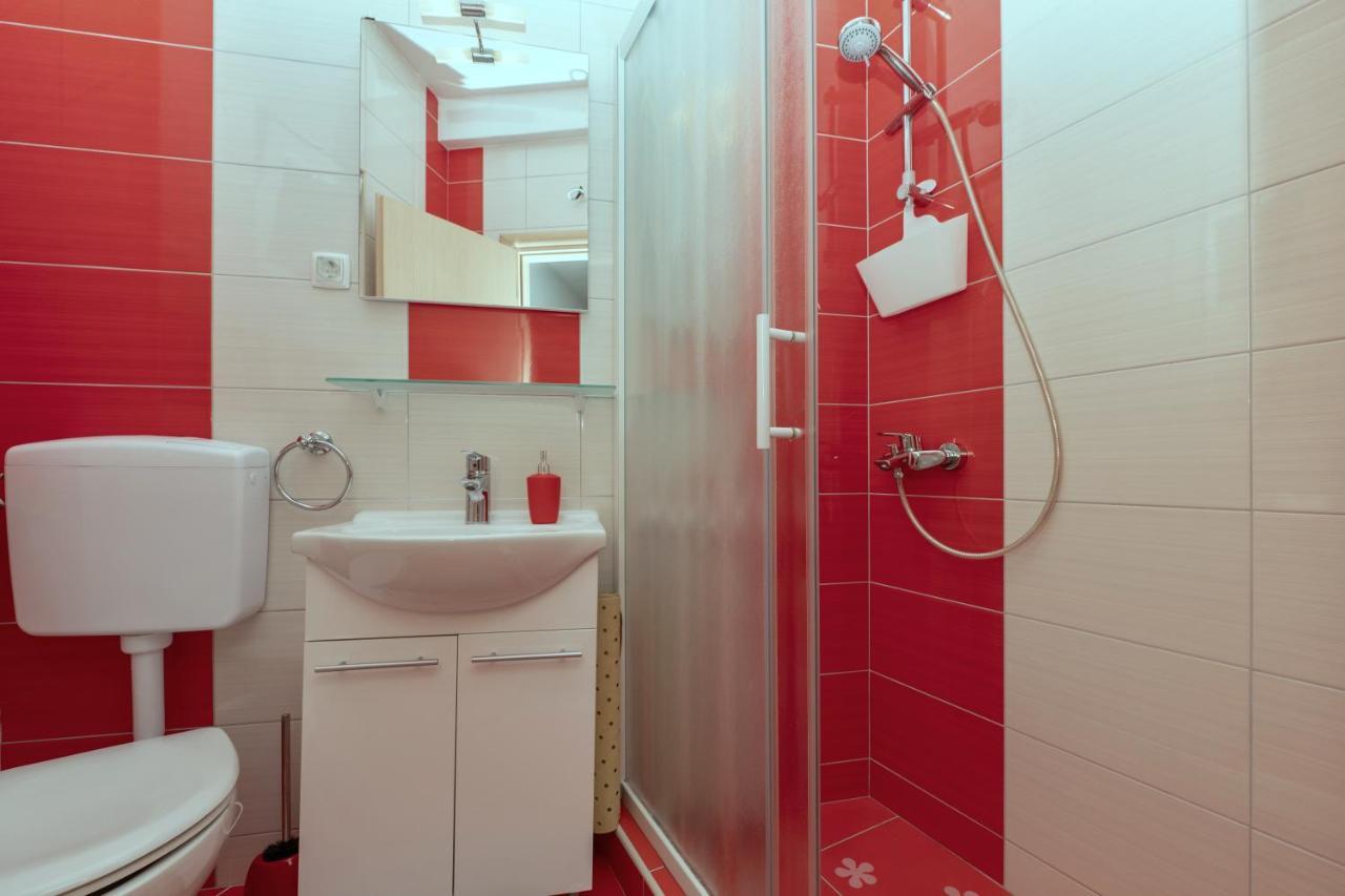 Apartman Karmen Макарська Екстер'єр фото