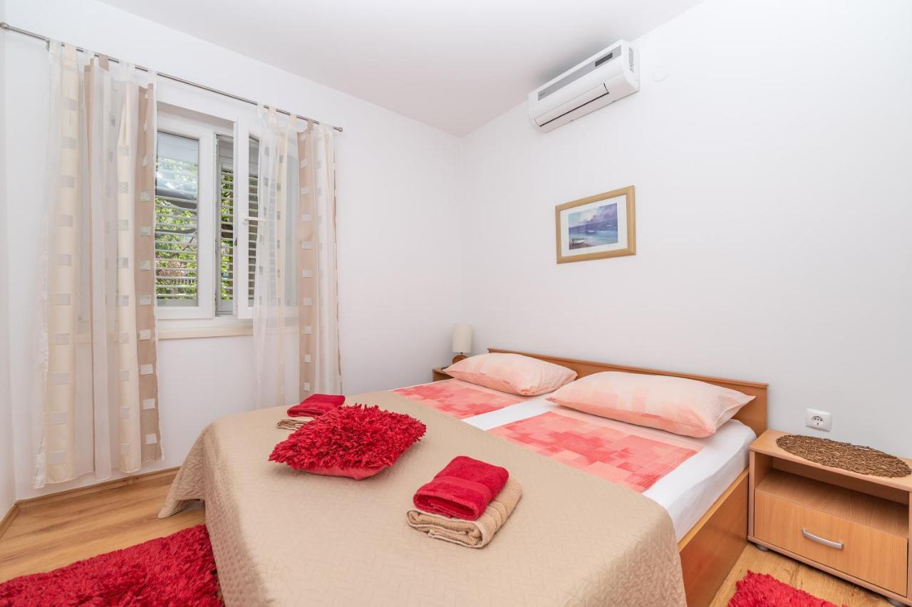 Apartman Karmen Макарська Екстер'єр фото